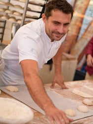 anthony-bsson-lessentiel-boulangerie-980x1301 anthony-bsson-lessentiel-boulangerie-980x1301